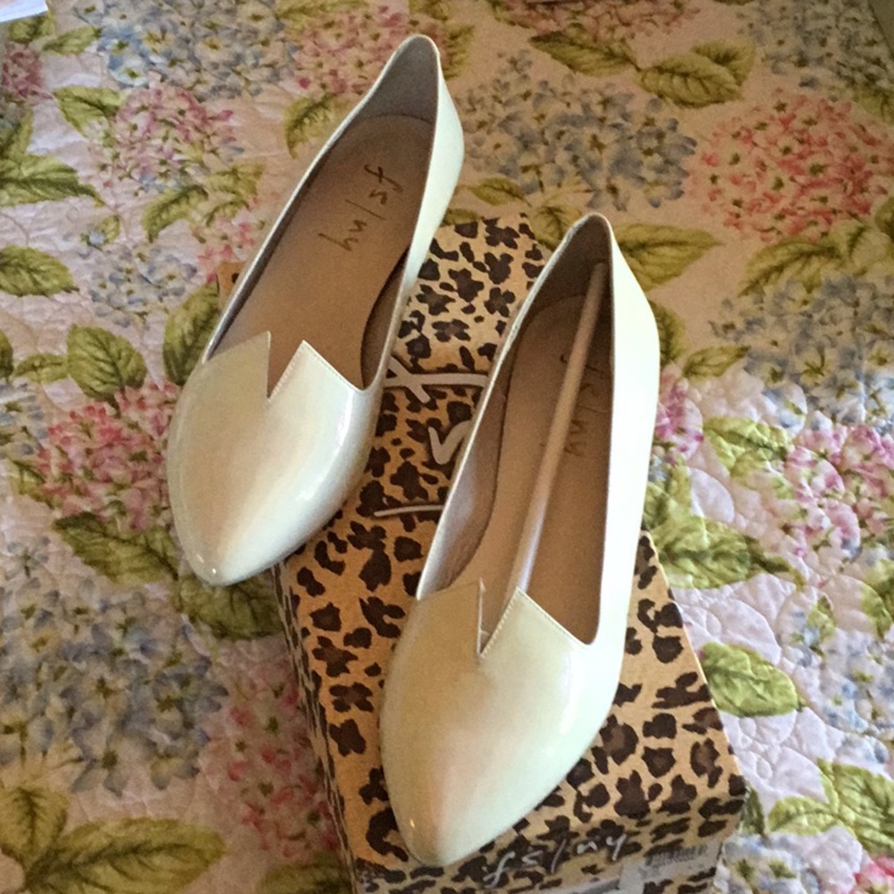 NWT French Sole  fs/ny Jasper Petroleum White Shoes